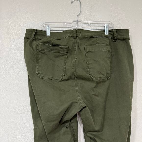 Torrid Perfect Relaxed Utility Crop Pant Deep Depths Olive Green Size 18 - Picture 5 of 9